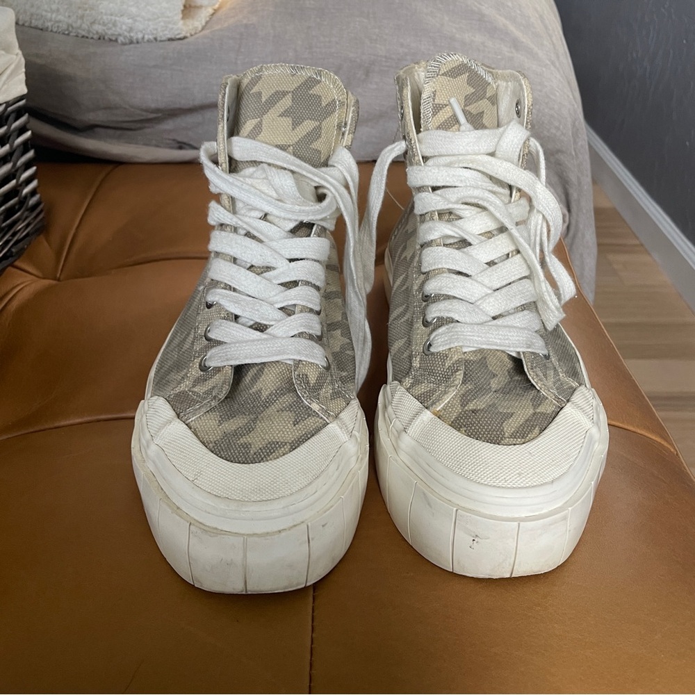 Good News Palm Dogstooth Sneakers - Picture 2 of 8